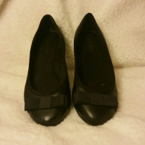 Abella Black Ribbon Ballet Flats - Picture 1 of 4